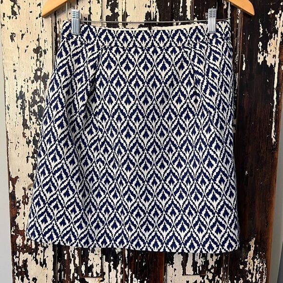 Beautiful J.Crew geometric back zipper skirt. Fully lined. Women’s size 0 - Picture 1 of 7